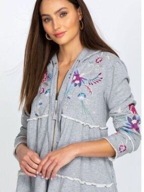 Johnny Was Phoebe Tiered Grey Floral Embroidered Zip-Up Hoodie - Women Size XXL
